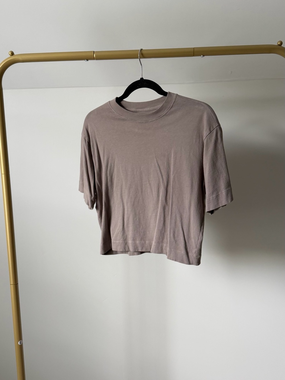 Abercrombie & Fitch Mauve Crewneck Tee Cropped Small